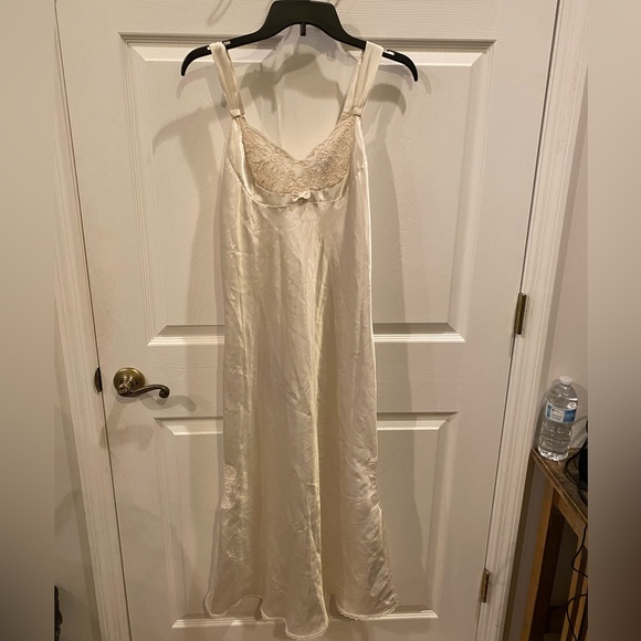 Jones New York Other - Jones New York Maxi Nightgown Vintage Size S